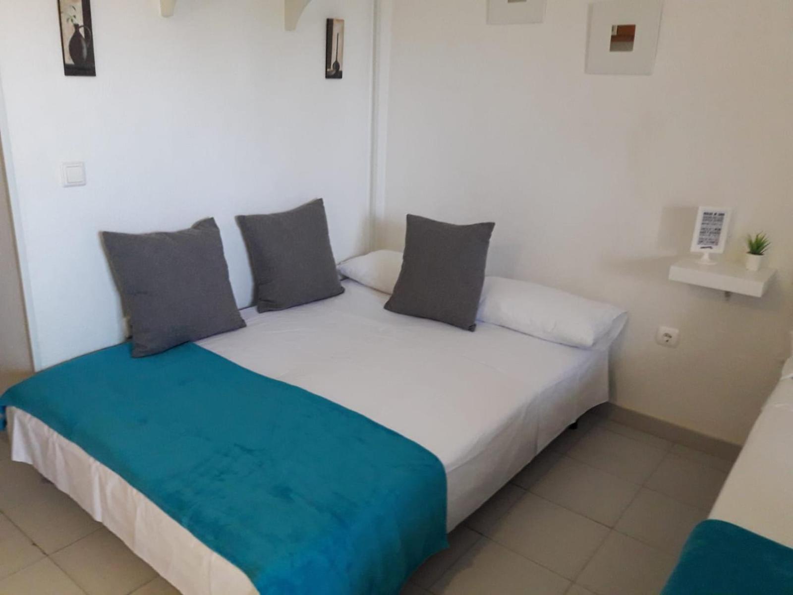 Benalbeach HOLIDAYS BENALMÁDENA Habitación foto